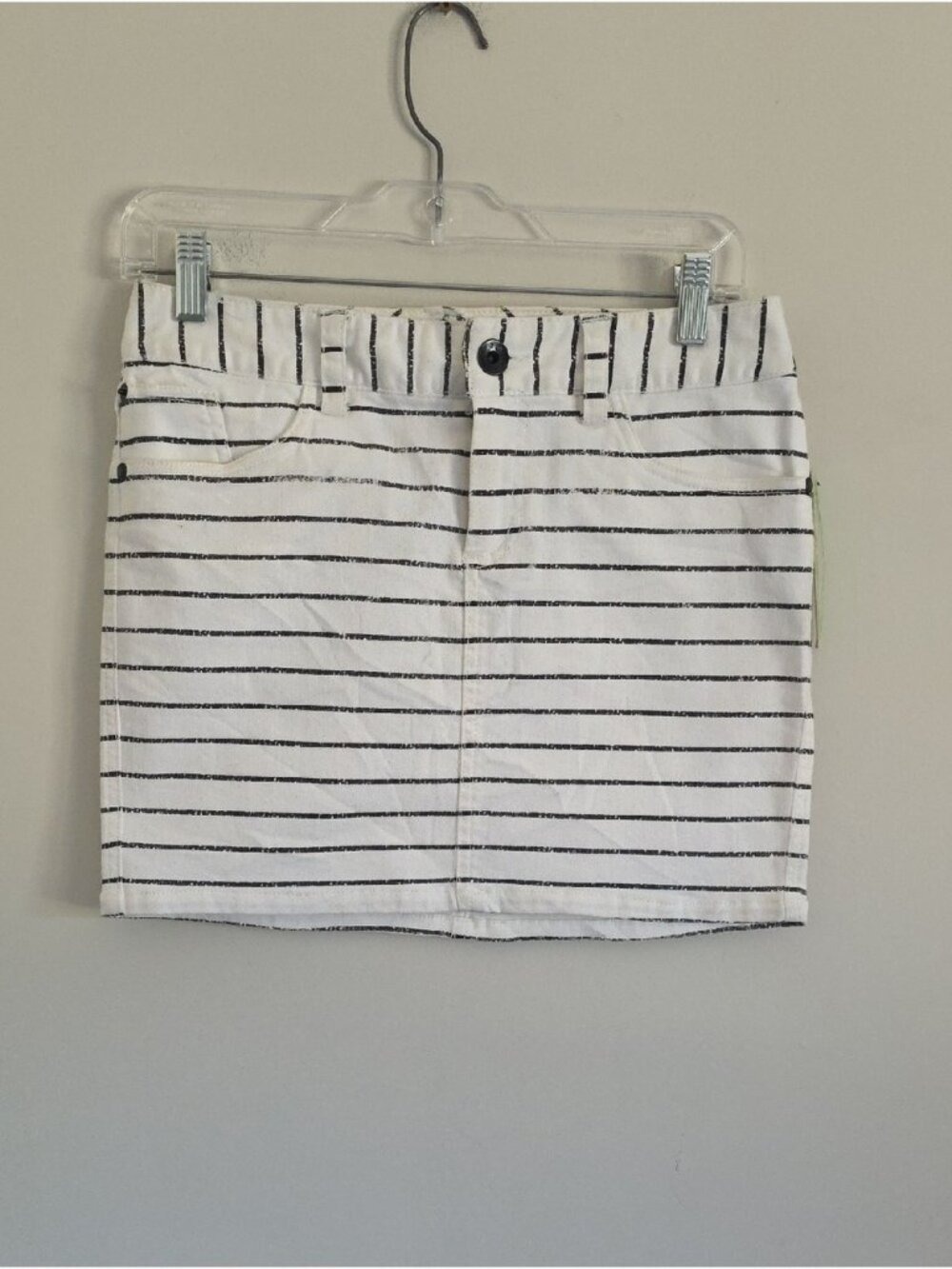 NWT ALICE + OLIVIA | BY STACEY BENDET Distressed Stripe Jean Skirt White Sz 4